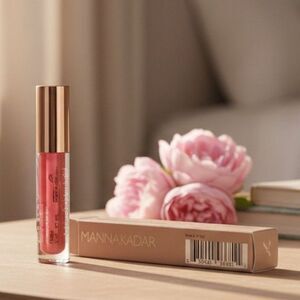 Manna Kadar Beauty Renewing Lip Oil Peony Nourish Smooth & Plump Revive Dry Lips